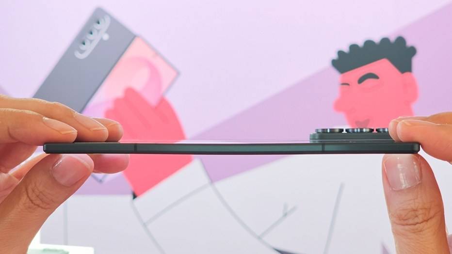 Ilustrasi kejuruteraan di sebalik Samsung Galaxy Z Fold8 yang lebih ringan